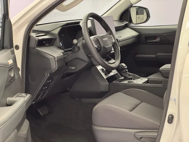 TOYOTA Hilux Double Cab.-Pick-up 2.8 D-4D MHEV 204 Advanced 4x4