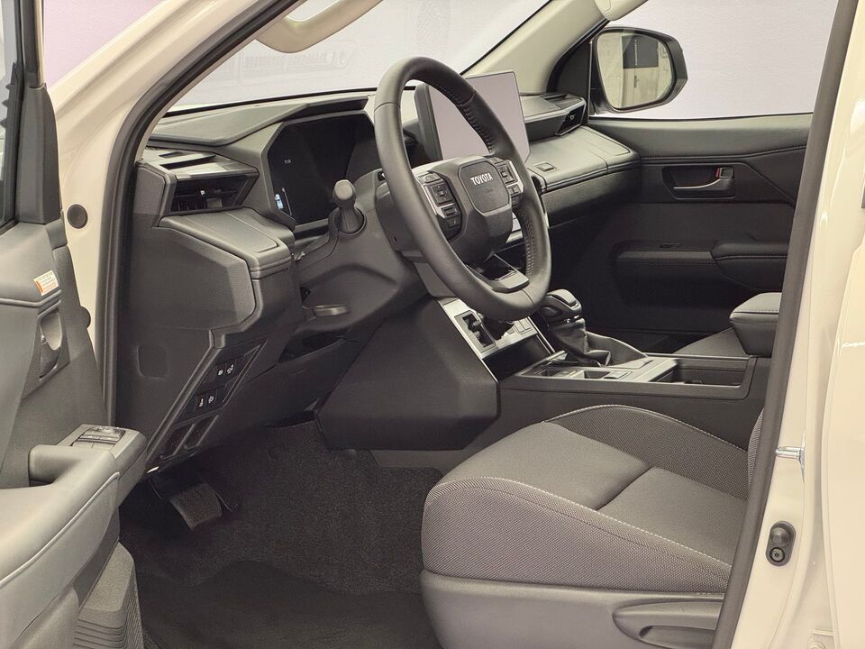 Hilux Double Cab.-Pick-up 2.8 D-4D MHEV 204 Advanced 4x4