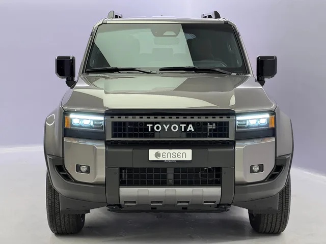 TOYOTA Land Cruiser 2.8 D 48V Invincible AWD