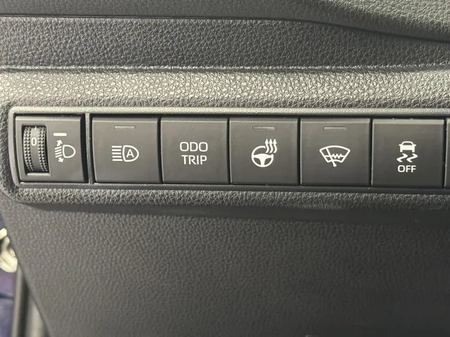 TOYOTA Corolla 2.0 HSD Trend