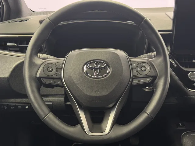 TOYOTA Corolla 2.0 HSD Trend