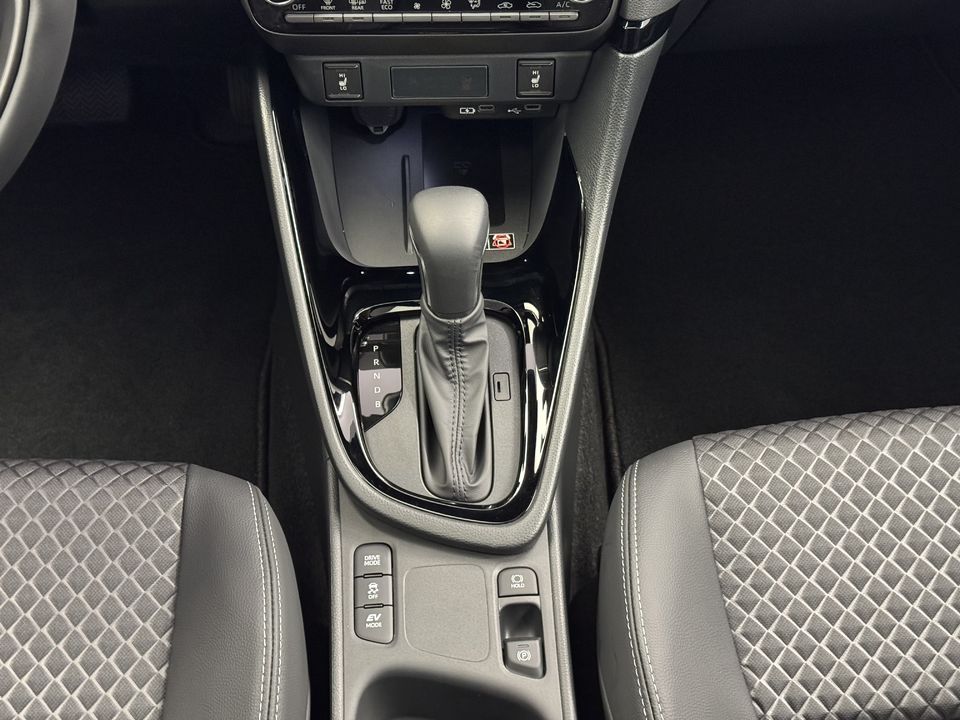 Yaris 1.5 VVT-i HSD Premium