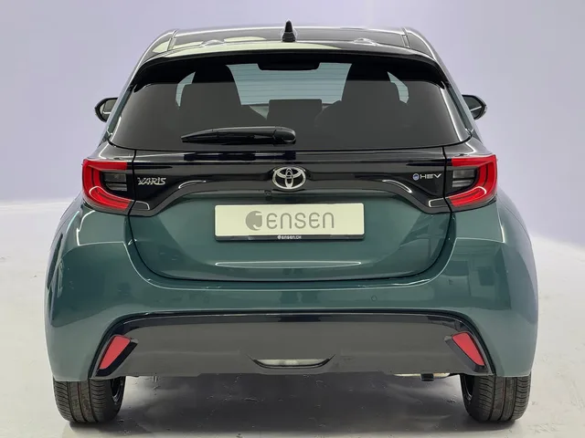 TOYOTA Yaris 1.5 VVT-i HSD Premium