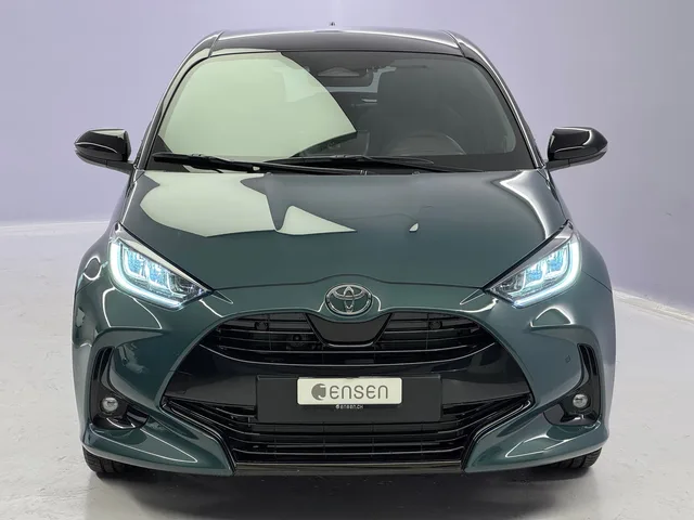 TOYOTA Yaris 1.5 VVT-i HSD Premium