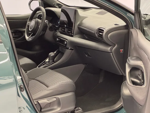 TOYOTA Yaris 1.5 VVT-i HSD Premium