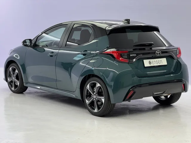TOYOTA Yaris 1.5 VVT-i HSD Premium