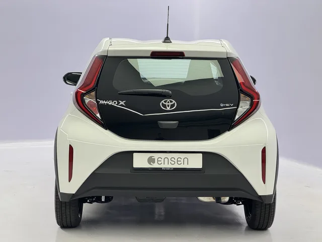 TOYOTA Aygo X 1.5 VVT-i HSD Comfort
