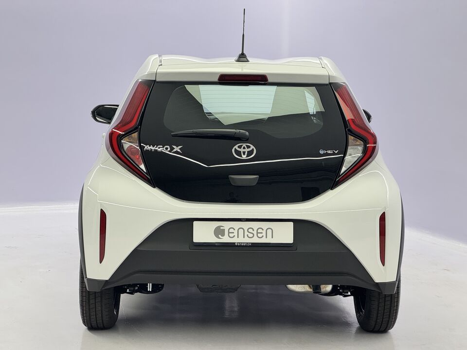 Aygo X 1.5 VVT-i HSD Comfort