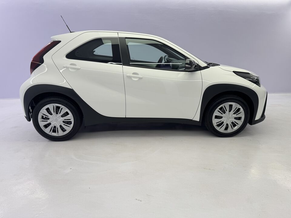 Aygo X 1.5 VVT-i HSD Comfort