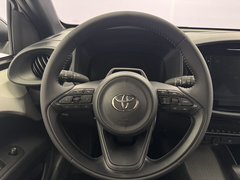 Aygo X 1.5 VVT-i HSD Comfort