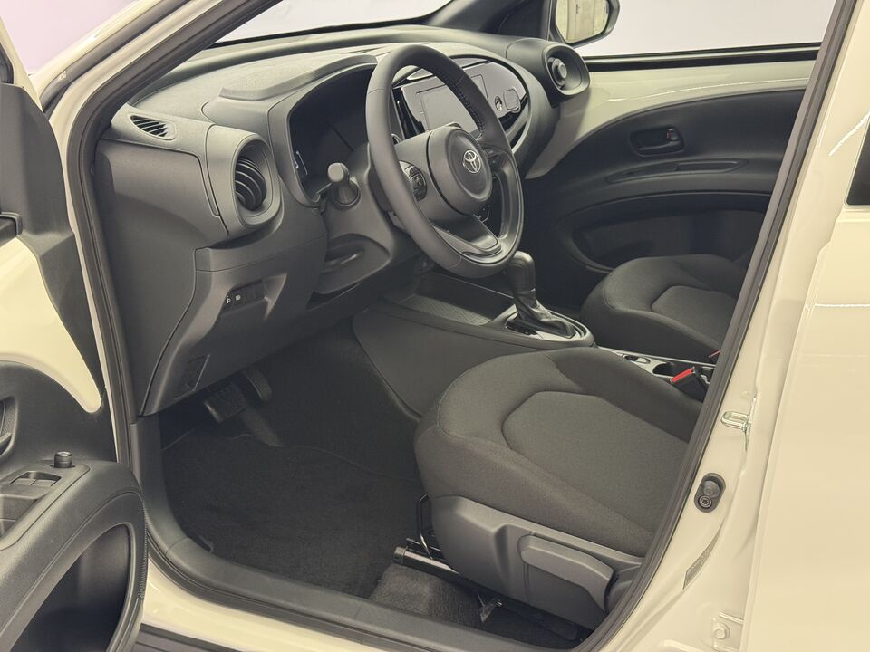 Aygo X 1.5 VVT-i HSD Comfort