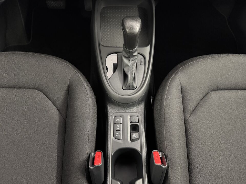 Aygo X 1.5 VVT-i HSD Comfort
