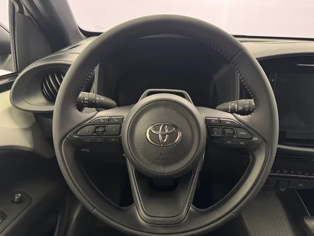 TOYOTA Aygo X 1.5 VVT-i HSD Comfort