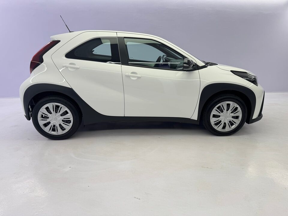 Aygo X 1.5 VVT-i HSD Comfort