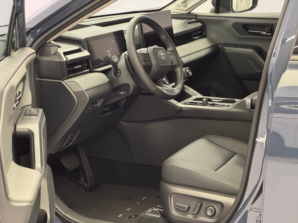 RAV4 2.5 Plug-In-Hybrid Premium AWD-i