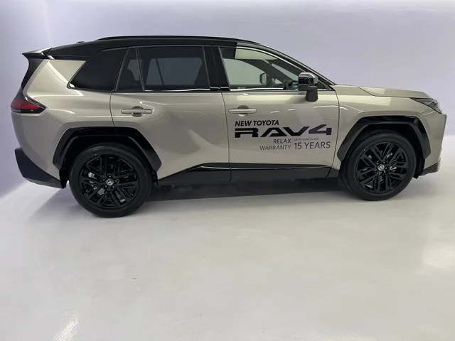 TOYOTA RAV4 2.5 HEV Style AWD-i