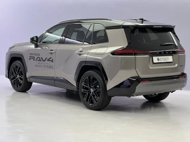 TOYOTA RAV4 2.5 HEV Style AWD-i