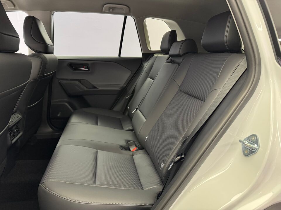 RAV4 2.5 Plug-In-Hybrid Premium AWD-i