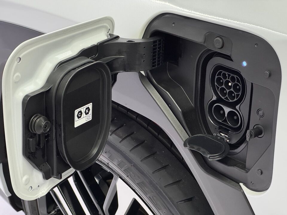 RAV4 2.5 Plug-In-Hybrid Premium AWD-i