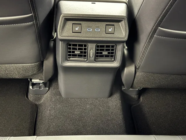 TOYOTA RAV4 2.5 Plug-In-Hybrid Premium AWD-i