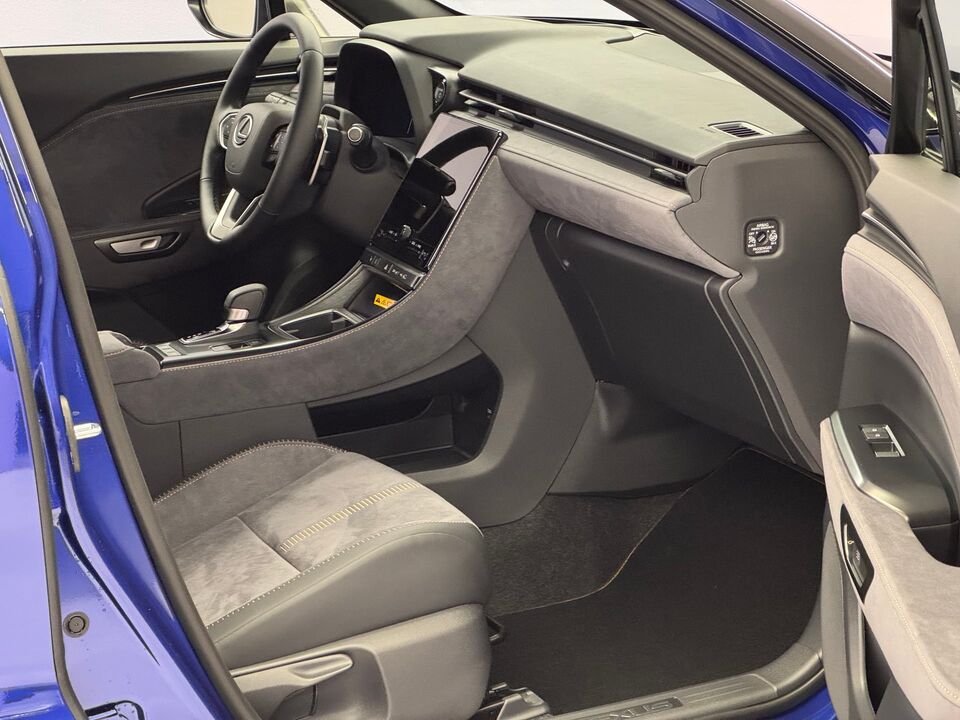 LBX 1.5 Hybrid Cool AWD