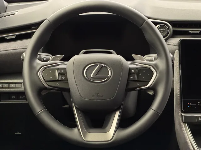 LEXUS LBX 1.5 Hybrid Cool AWD