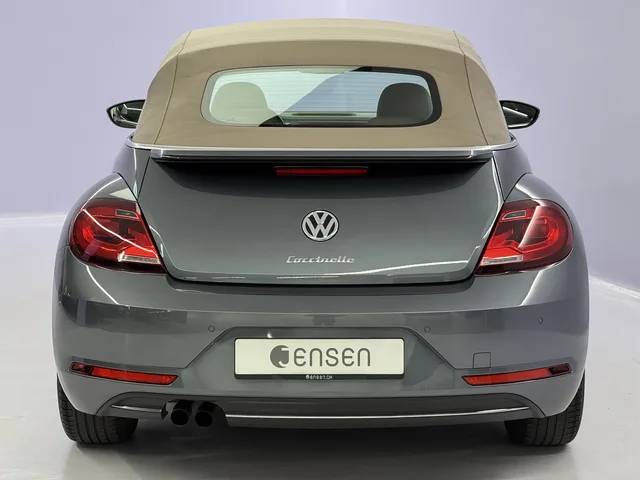 VW Beetle Cabriolet 1.4 TSI Design DSG