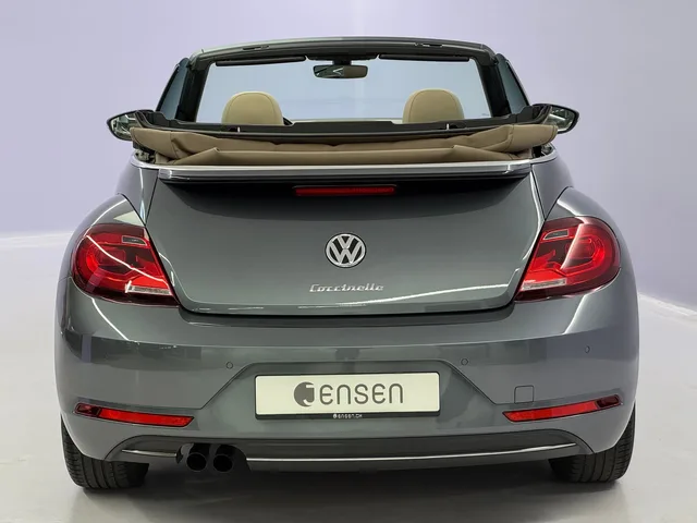 VW Beetle Cabriolet 1.4 TSI Design DSG
