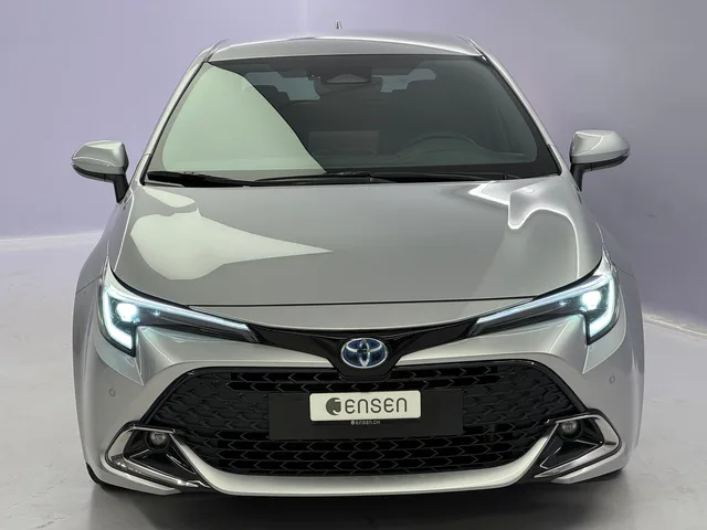 TOYOTA Corolla 1.8 HSD Trend