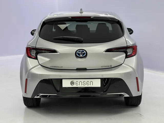 TOYOTA Corolla 1.8 HSD Trend