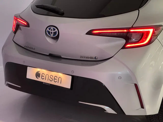 TOYOTA Corolla 1.8 HSD Trend