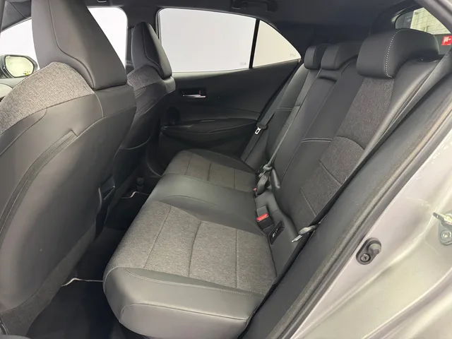 TOYOTA Corolla 1.8 HSD Trend