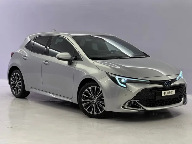 TOYOTA Corolla 1.8 HSD Trend
