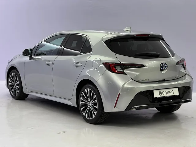 TOYOTA Corolla 1.8 HSD Trend