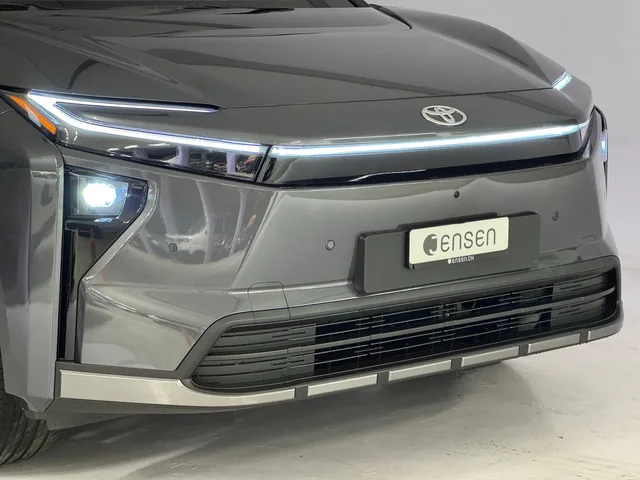 TOYOTA bZ4X Touring Premium AWD