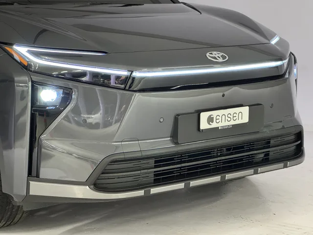 TOYOTA bZ4X Touring Premium AWD