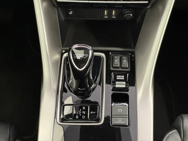 MITSUBISHI Eclipse Cross 2.4 PHEV Diamond 4x4