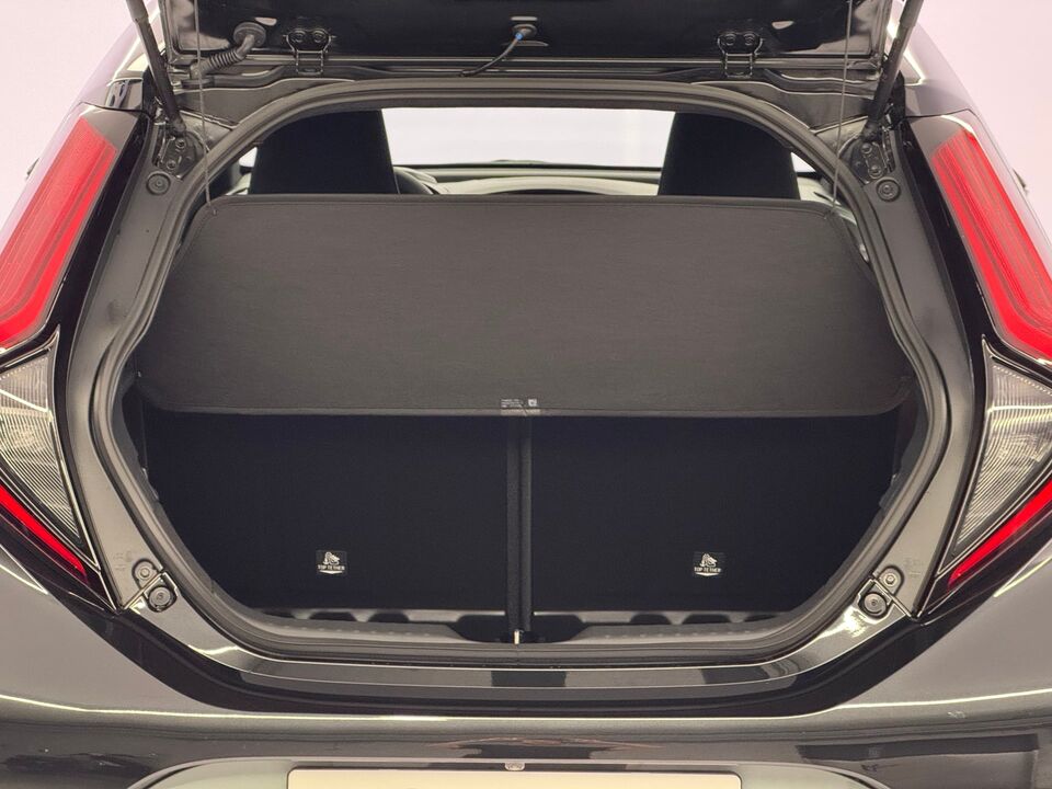 Aygo X 1.5 VVT-i HSD Trend