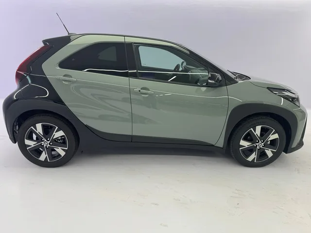 TOYOTA Aygo X 1.5 VVT-i HSD Trend