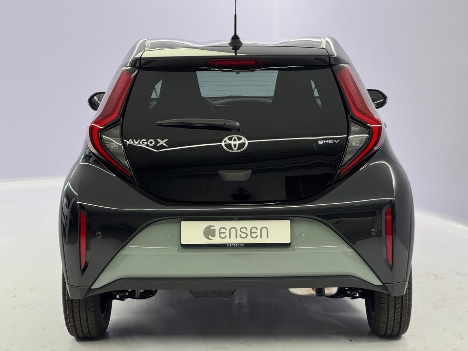 Aygo X 1.5 VVT-i HSD Trend