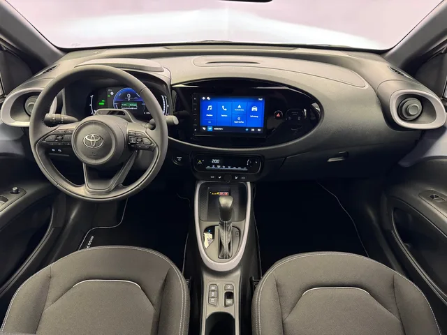 TOYOTA Aygo X 1.5 VVT-i HSD Trend