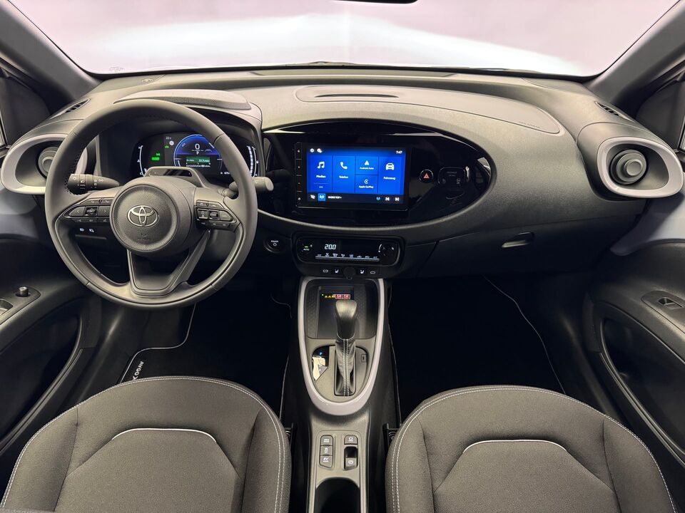 Aygo X 1.5 VVT-i HSD Trend