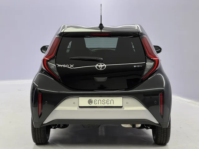 TOYOTA Aygo X 1.5 VVT-i HSD Trend