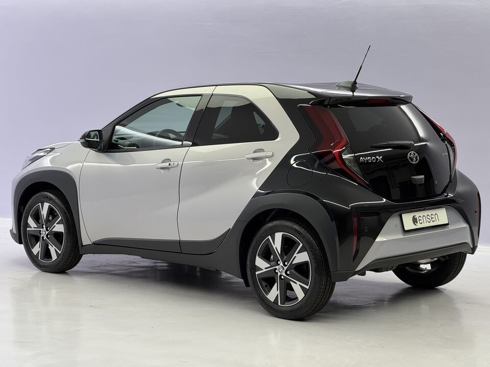 Aygo X 1.5 VVT-i HSD Trend