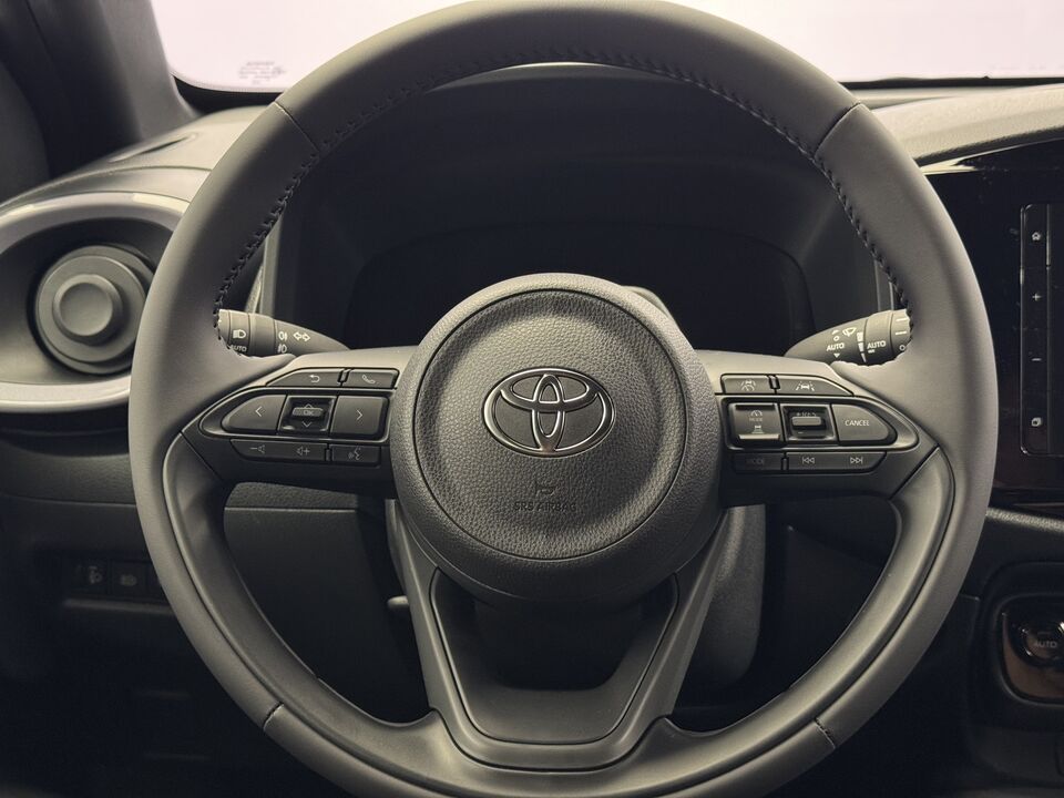Aygo X 1.5 VVT-i HSD Trend