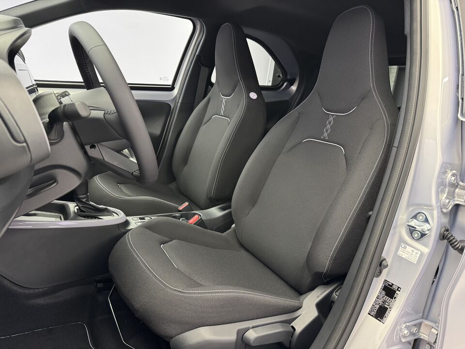 Aygo X 1.5 VVT-i HSD Trend