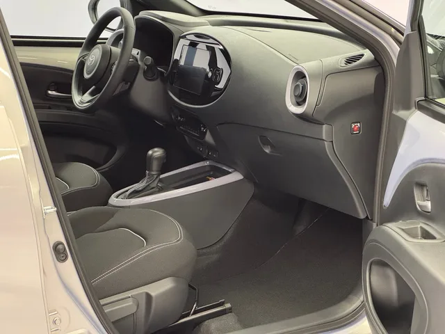 TOYOTA Aygo X 1.5 VVT-i HSD Trend