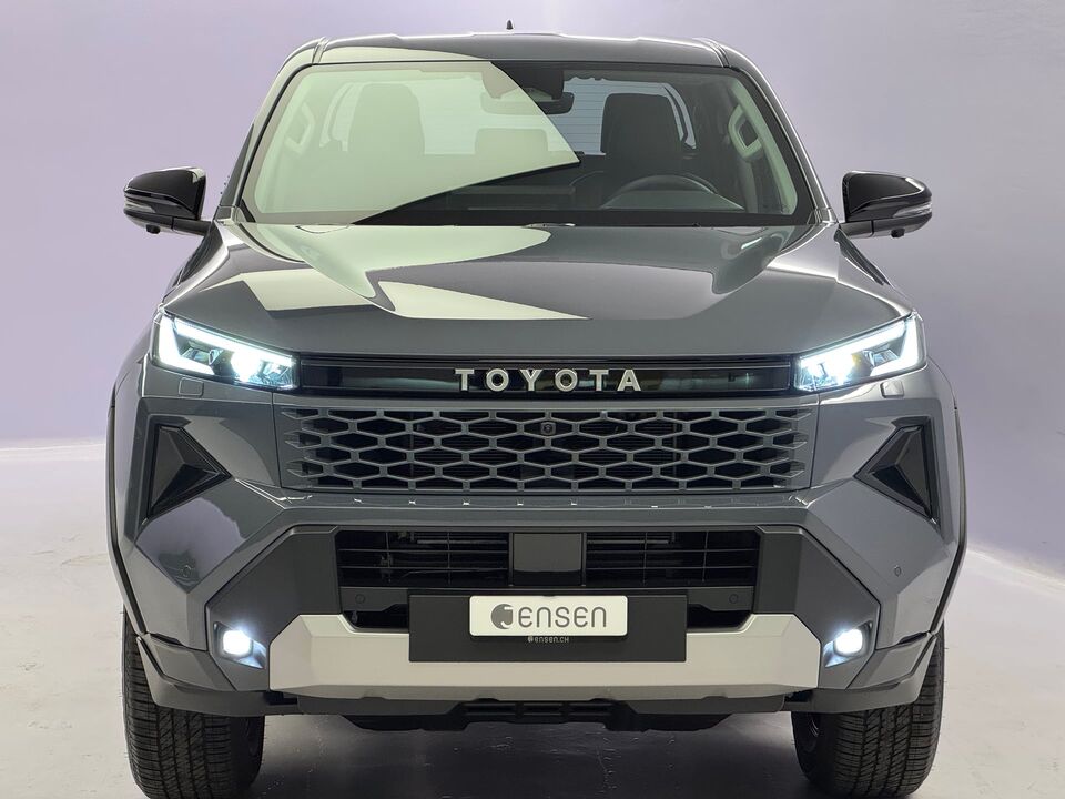 Hilux Double Cab.-Pick-up 2.8 D-4D MHEV 204 Style 4x4