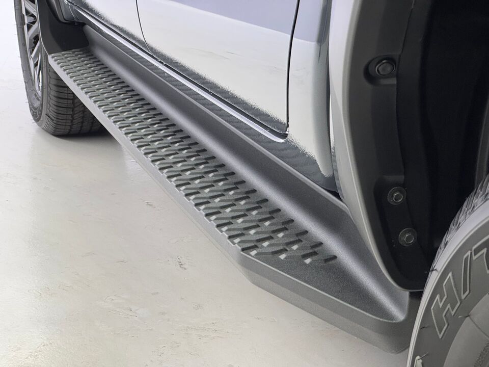 Hilux Double Cab.-Pick-up 2.8 D-4D MHEV 204 Style 4x4