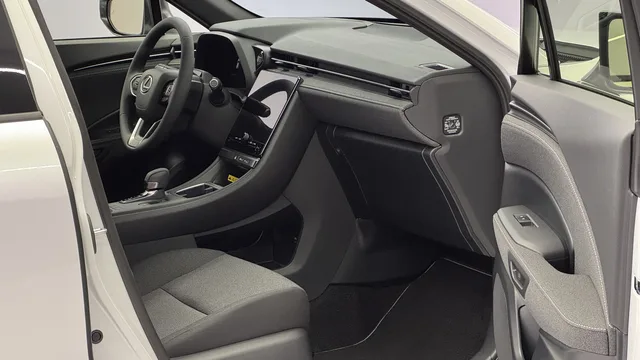 LEXUS LBX 1.5 Hybrid Impression